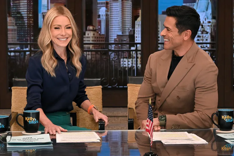 Mark Consuelos